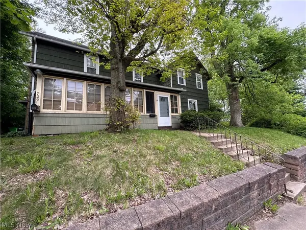 727 Wooster N Road, Barberton, OH 44203