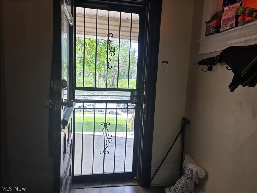 6408 Carl Avenue, Cleveland, OH 44103 - #2