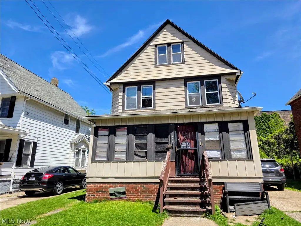 923 E 73rd Street, Cleveland, OH 44103 - #1