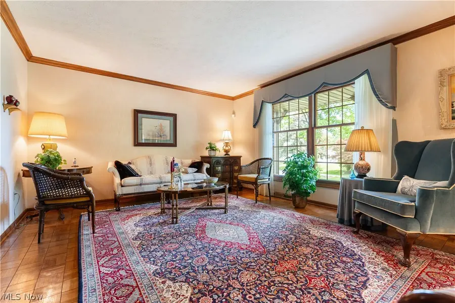 5233 Limerick Nw Avenue, North Canton, OH 44720 - #3