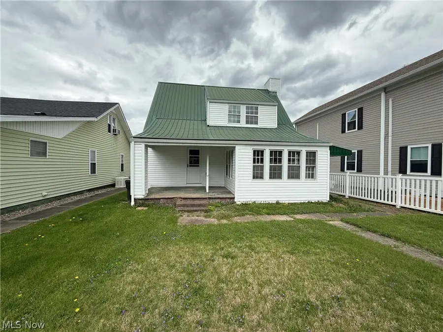 310 Barkwill Street, Saint Marys, WV 26170 - #2
