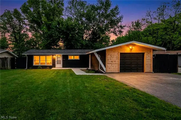 9151 Cranbrook Drive, Northfield Center, OH 44067
