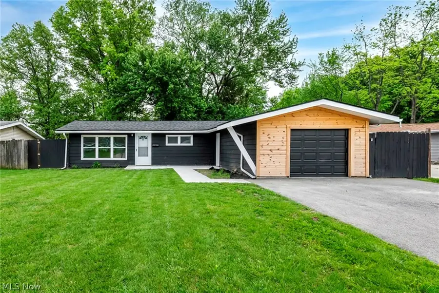 9151 Cranbrook Drive, Northfield Center, OH 44067 - #2