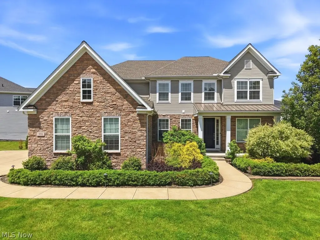 351 Glasgow Drive, Highland Heights, OH 44143 - #1