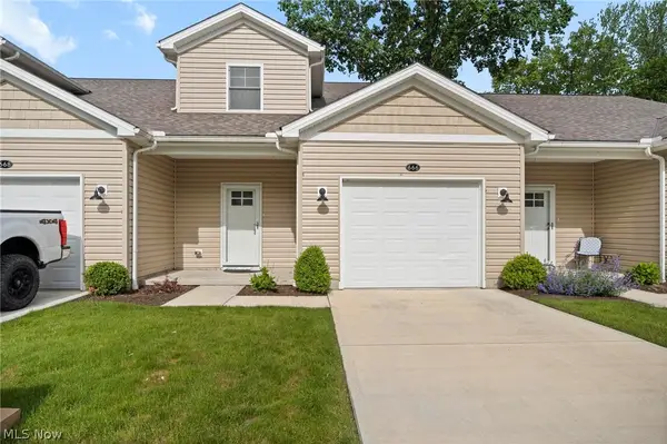 666 Treadway Boulevard, Sheffield Lake, OH 44054