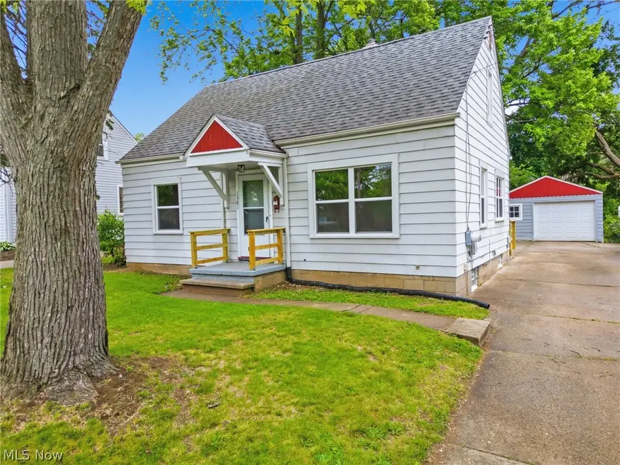 1381 Greenwood Avenue, Akron, OH 44320 - #3
