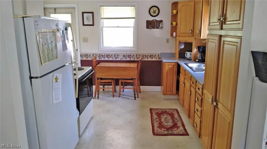 136 Sunset Drive, Kelleys Island, OH 43438 - #3
