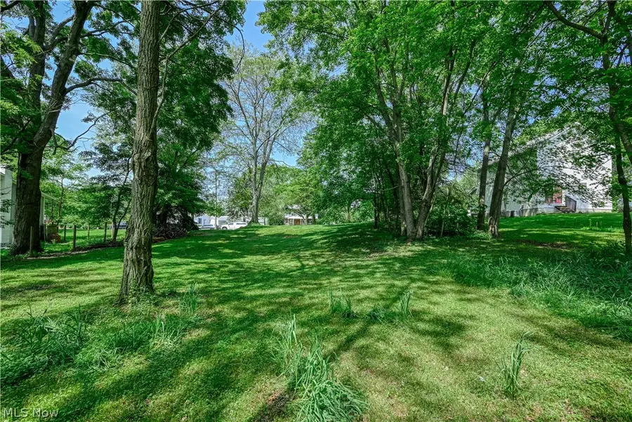 1921 Dwight Street, Cuyahoga Falls, OH 44221 - #3