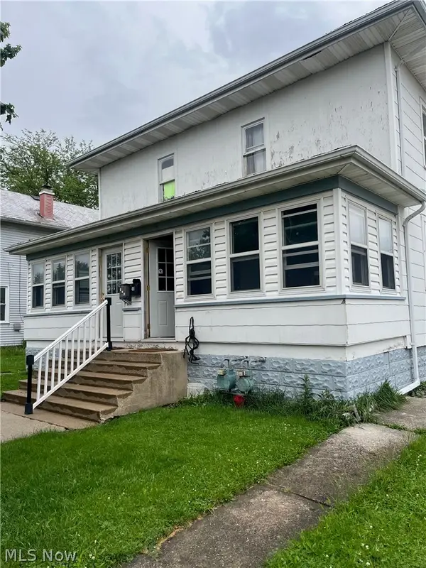 411 S Myrtle Avenue, Willard, OH 44890