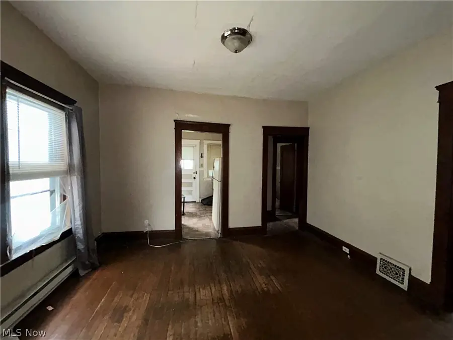 3885 W 20th Street, Cleveland, OH 44109 - #3