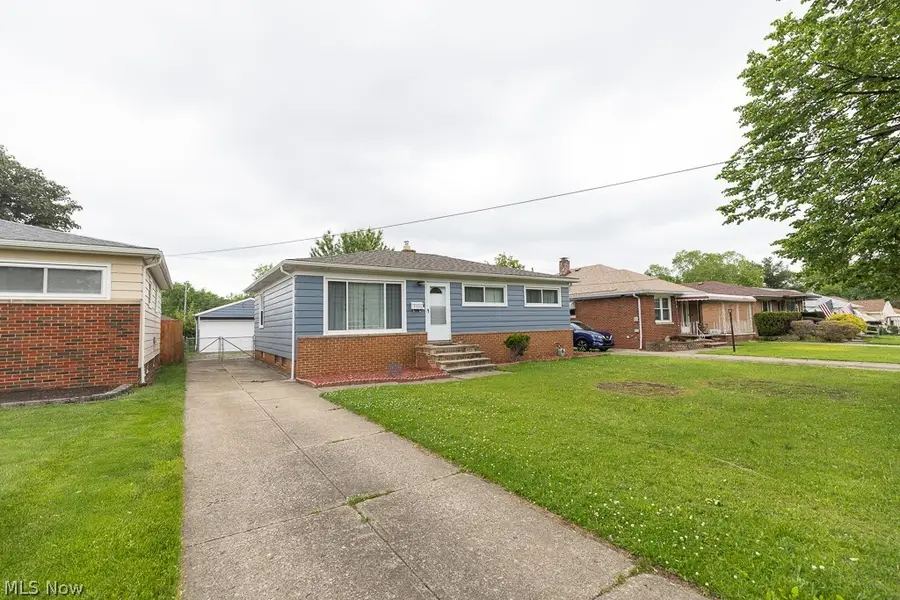 9326 Ackley Road, Parma Heights, OH 44130 - #2