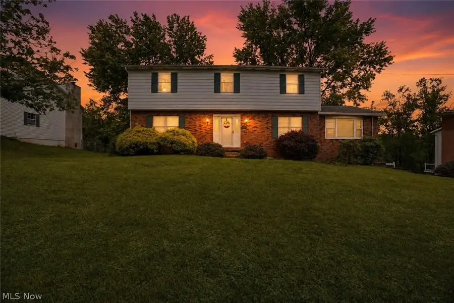 246 North Hills Drive, Parkersburg, WV 26104 - #2