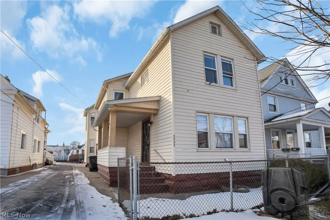 3533 Carlyle Avenue, Cleveland, OH 44109 - #1
