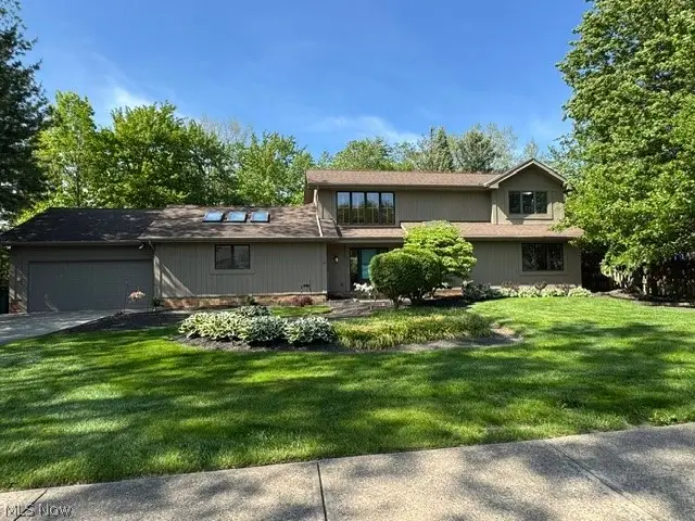 6319 Woodhawk Drive, Mayfield Heights, OH 44124 - #1