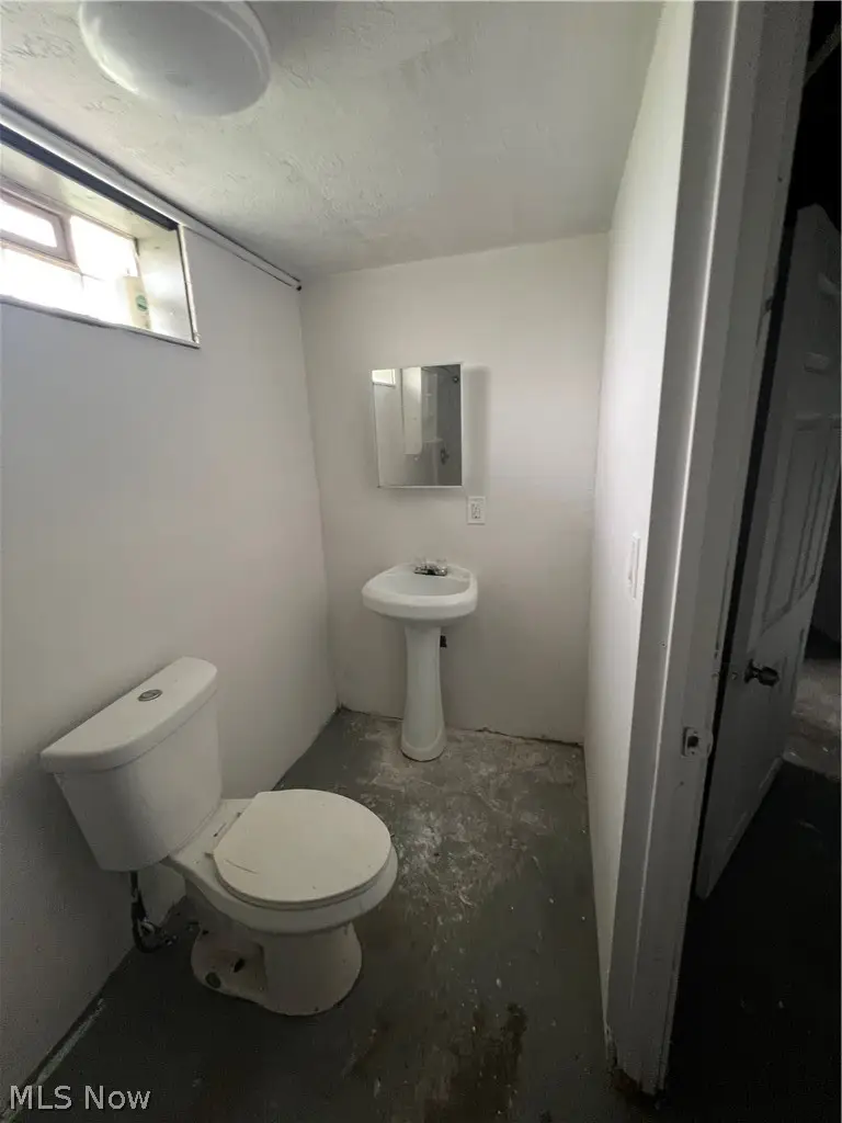 11705 Farringdon, Cleveland, OH 44105 - #3