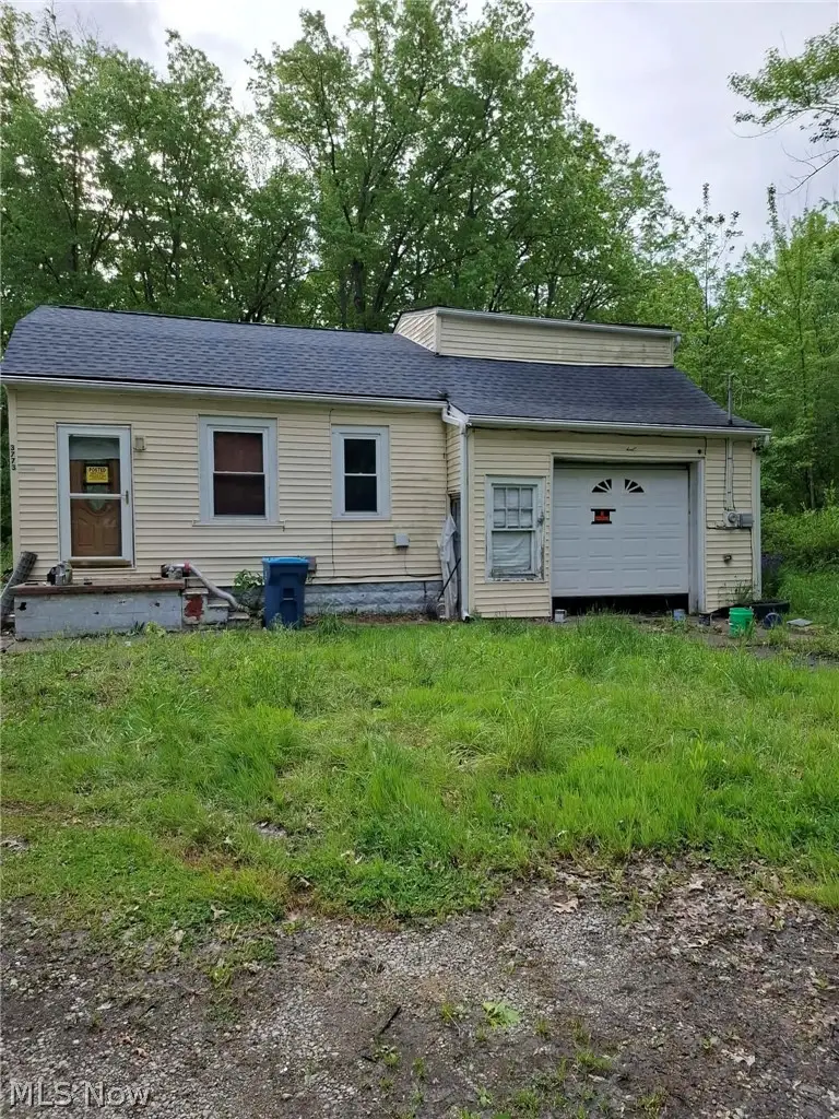 3773 Globe Avenue, Lorain, OH 44055 - #1