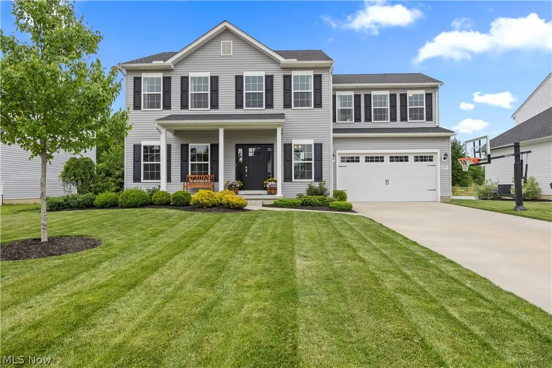 8109 Ashford Circle, North Ridgeville, OH 44039 - #1