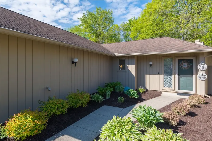 33125 Cedar Branch Circle, North Ridgeville, OH 44039 - #3