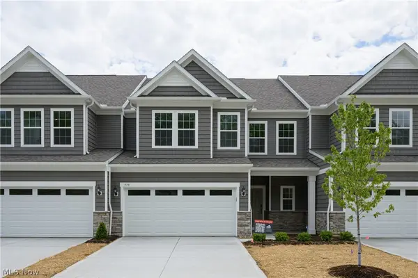 773 Rock Harbor, Avon Lake, OH 44012