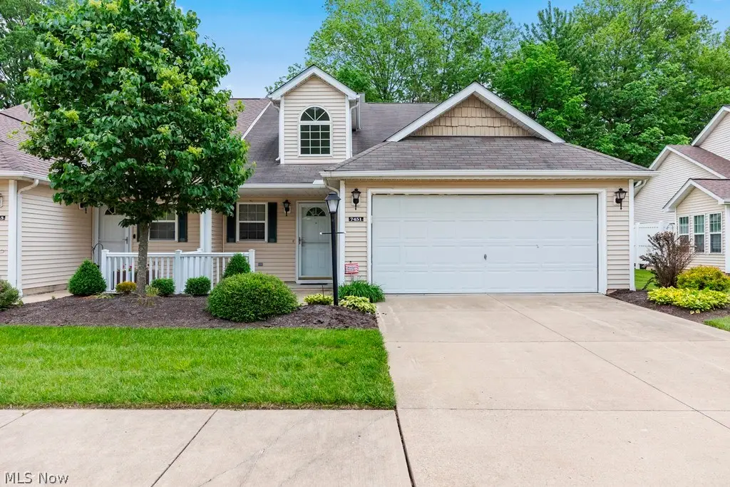 7451 Willow Woods Drive #35B, North Olmsted, OH 44070 - #1