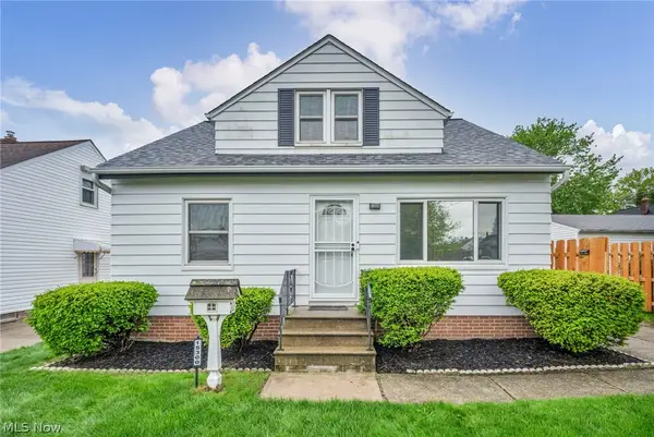 15300 Northwood Avenue, Maple Heights, OH 44137