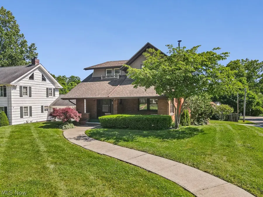 231 E Milton Street, Alliance, OH 44601 - #2