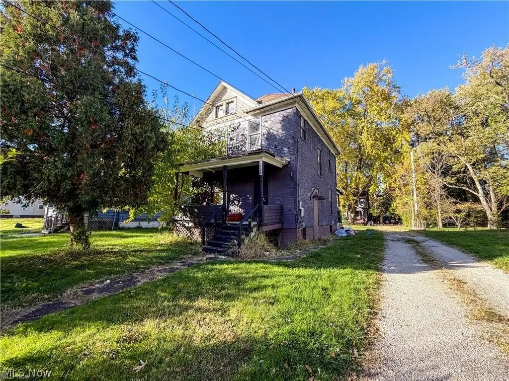 322-324 North Nw Street, Warren, OH 44483 - #1
