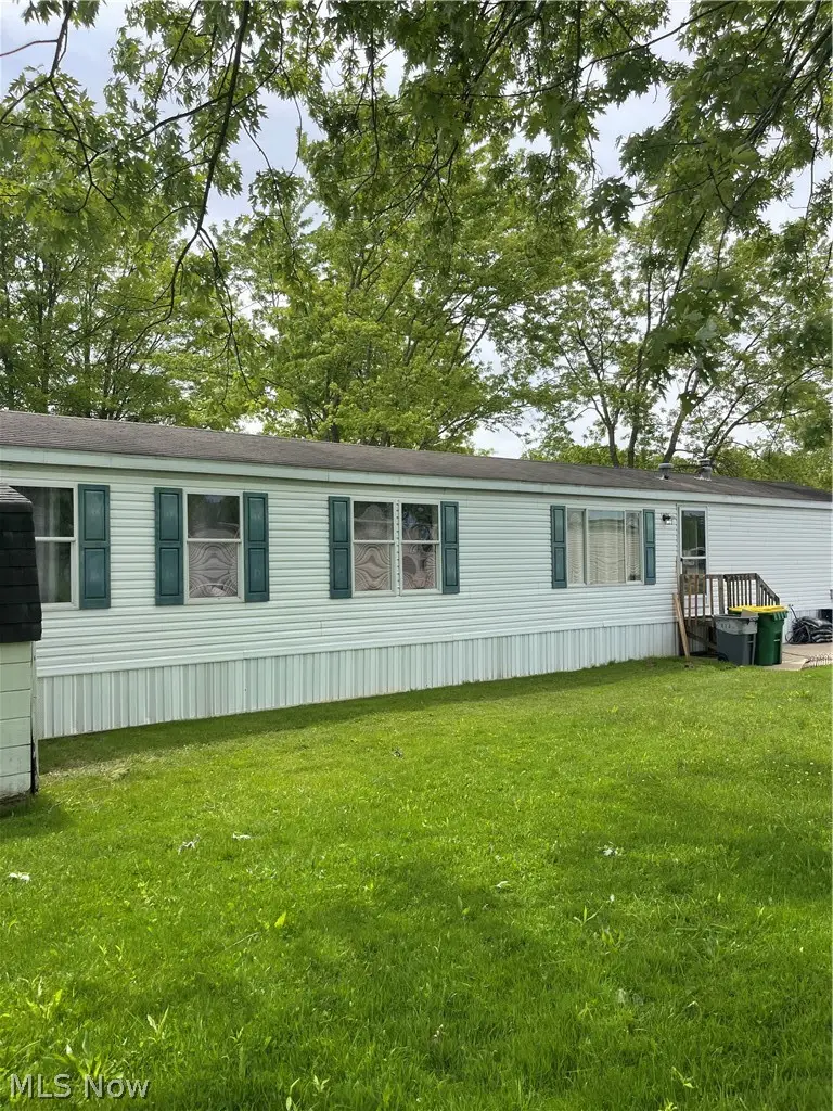 6409 Amanda Lane, Ravenna, OH 44266 - #1