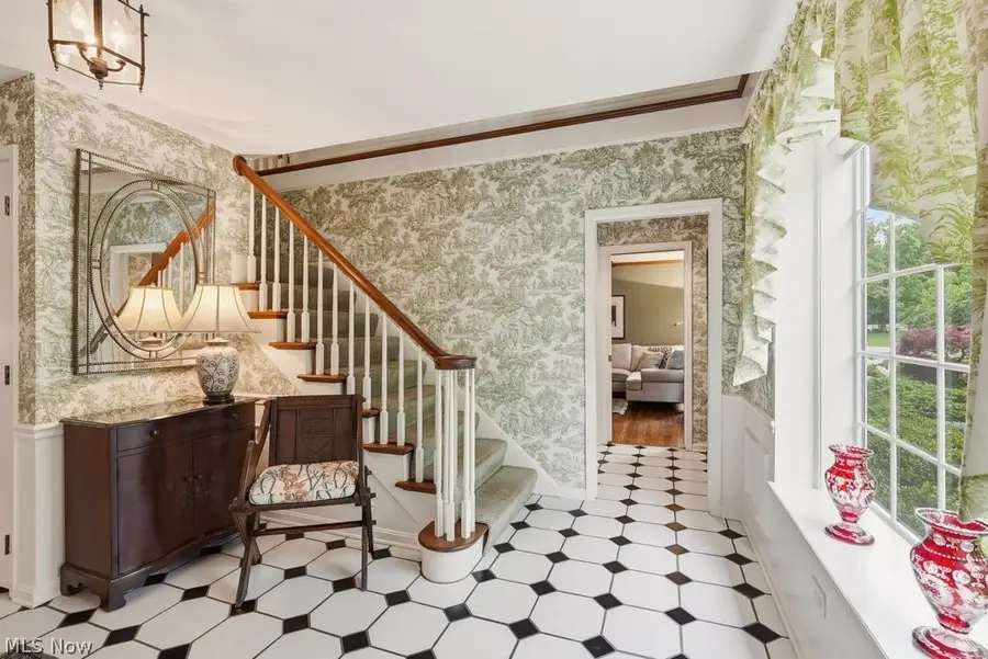 104 Manor Brook Drive, Chagrin Falls, OH 44022 - #3