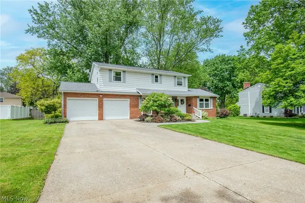 300 Tanglewood Trail, Wadsworth, OH 44281