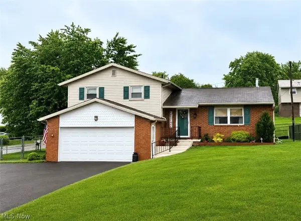 5161 Burlawn Nw Street, Canton, OH 44708