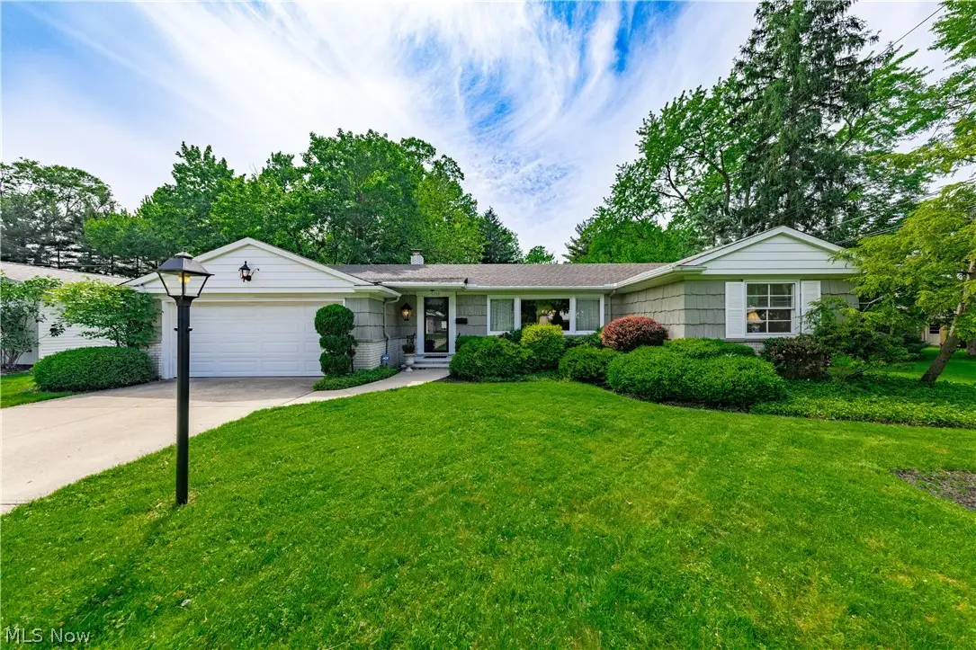 1750 Kenton Circle, Lyndhurst, OH 44124 - #1