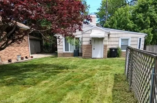 17715 Ingleside Road, Cleveland, OH 44119
