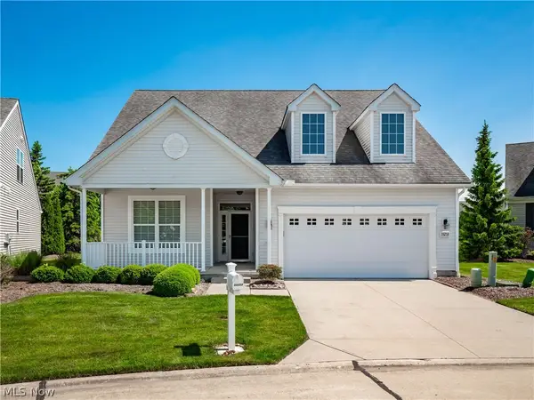 33253 Waterview Court #F5, Avon Lake, OH 44012