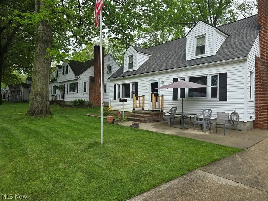 2666 Owaisa Road, Cuyahoga Falls, OH 44221 - #2