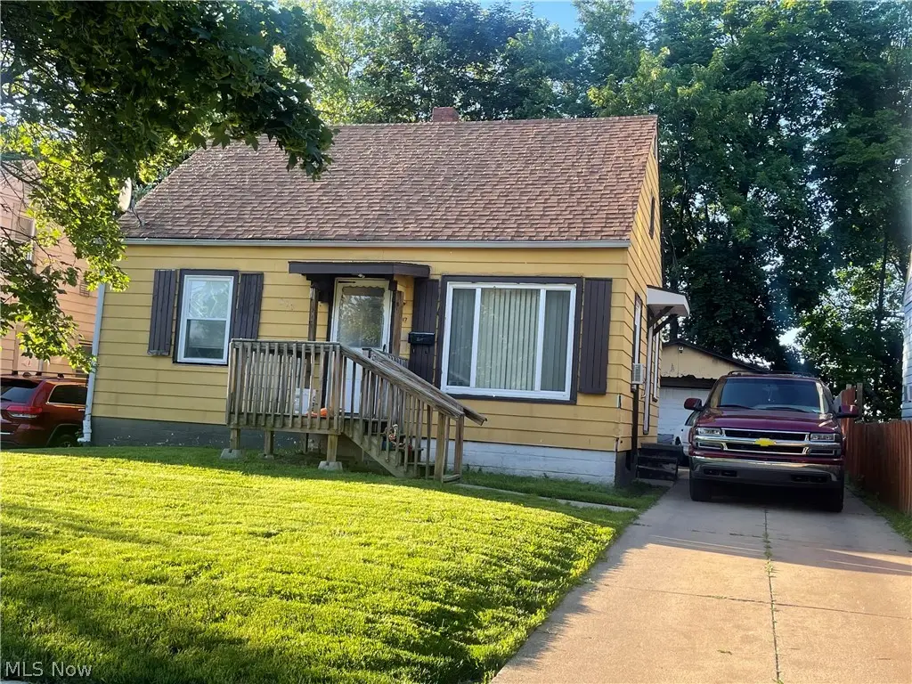 317 Stanton Avenue, Akron, OH 44301 - #1