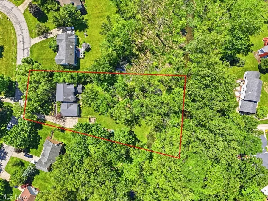 5776 Williamsburg Circle, Hudson, OH 44236 - #2