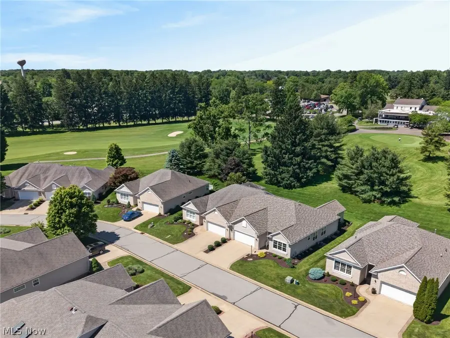 3629 Elmhurst Circle, Uniontown, OH 44685 - #2