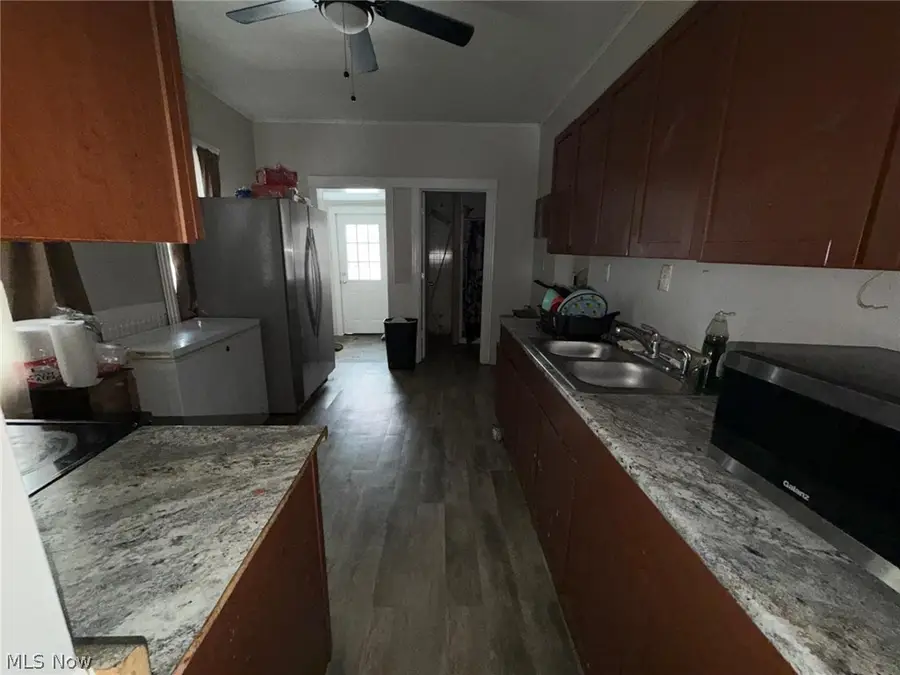 3942 Poe Avenue, Cleveland, OH 44109 - #2