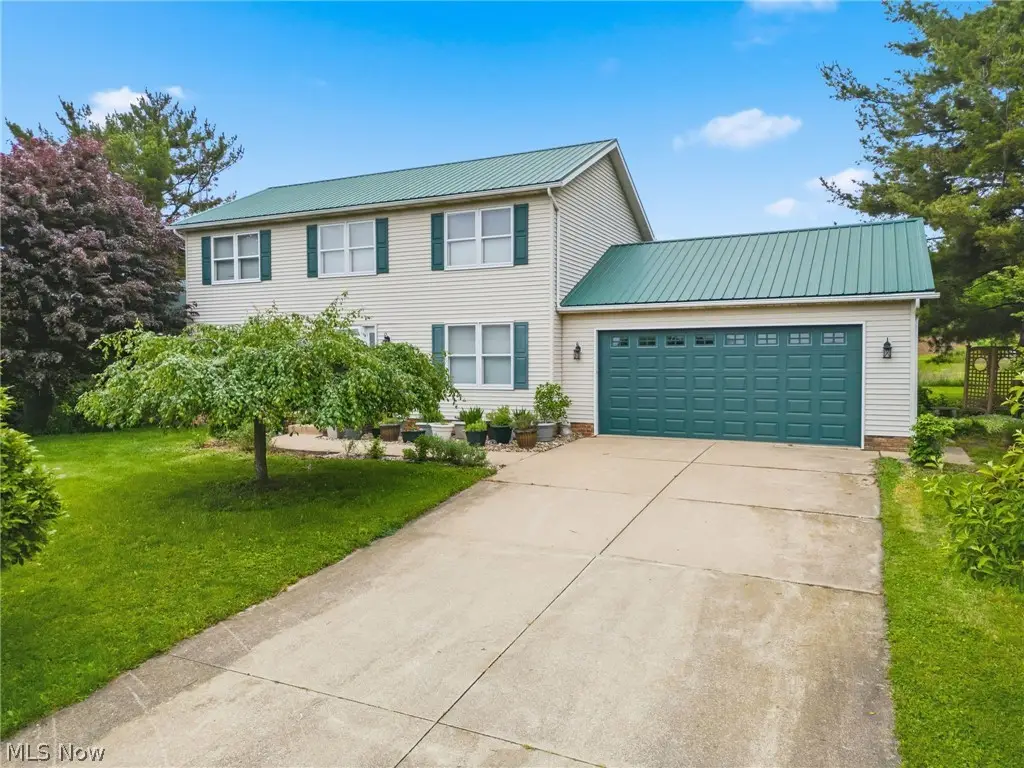 4839 Manchester Sw Avenue, Navarre, OH 44662 - #1