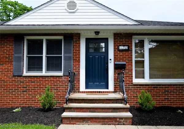 11710 Barrington Boulevard, Parma Heights, OH 44130