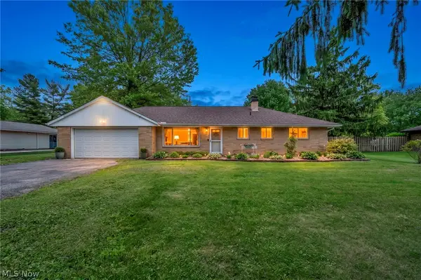 7663 Kitner Boulevard, Northfield Center, OH 44067
