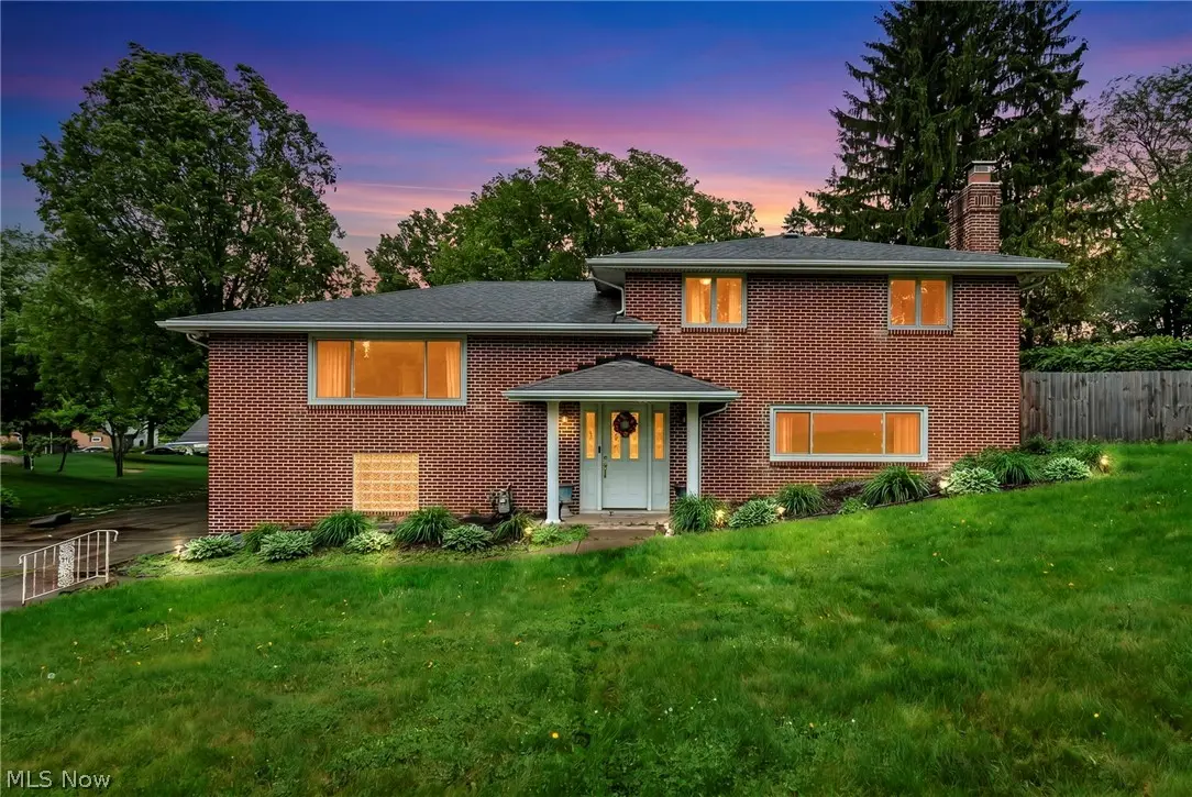 4841 Glenennis Nw Circle, Canton, OH 44708 - #1