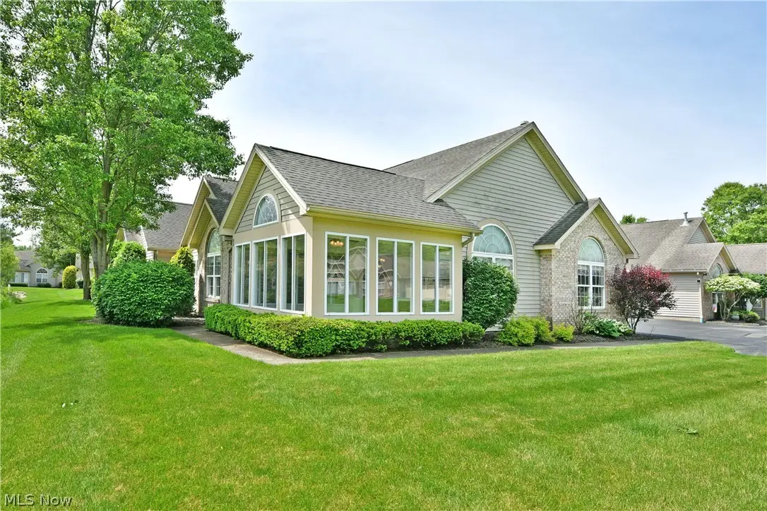 1103 Willow Brook Ne Drive, Warren, OH 44483 - #1