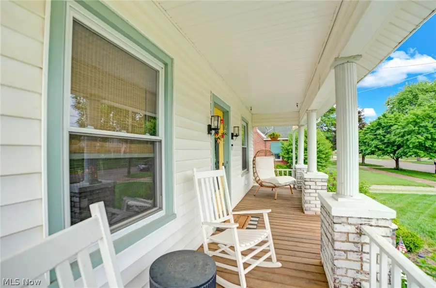 517 W Main Street, Malvern, OH 44644 - #3
