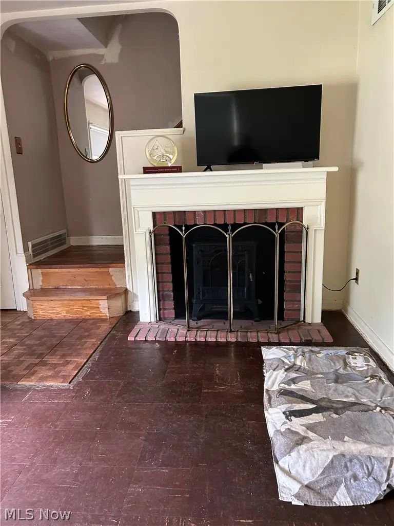 7359 Parma Park Boulevard, Parma, OH 44130 - #2