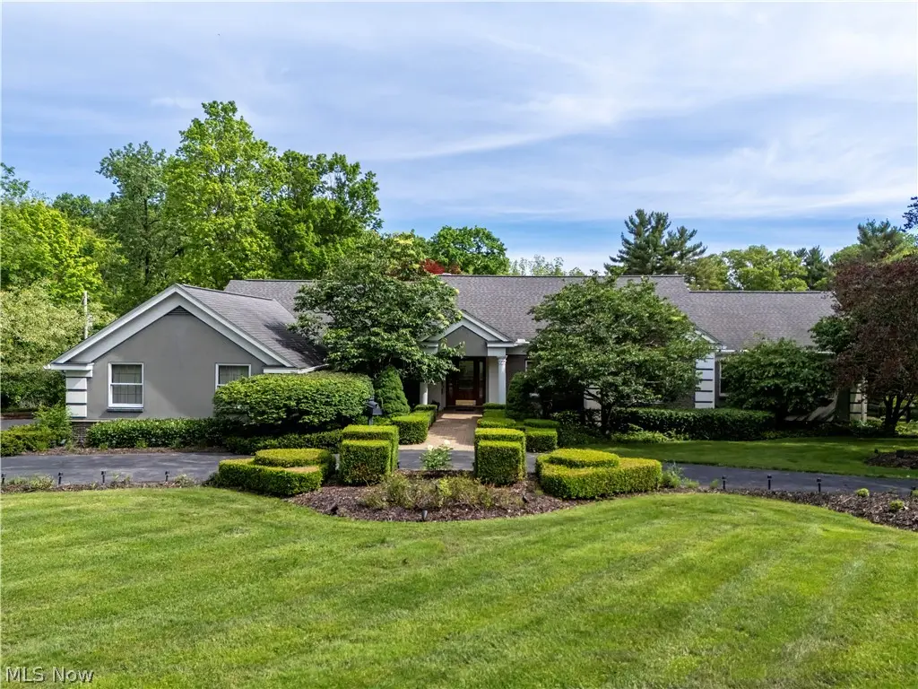 330 N Countryside Drive, Ashland, OH 44805 - #1
