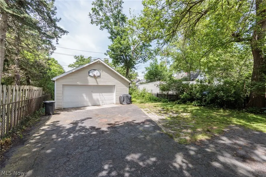 2168 Cottage Grove Drive, Cleveland Heights, OH 44118 - #3