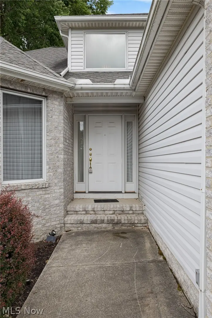 477 Cranleigh Court, Richmond Heights, OH 44143 - #2