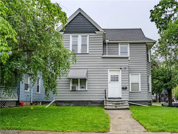 2102 W 96th Street, Cleveland, OH 44102